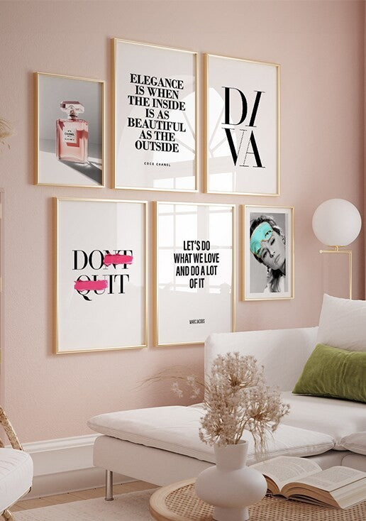 Composição de Quadros para Quarto Feminino Moderno