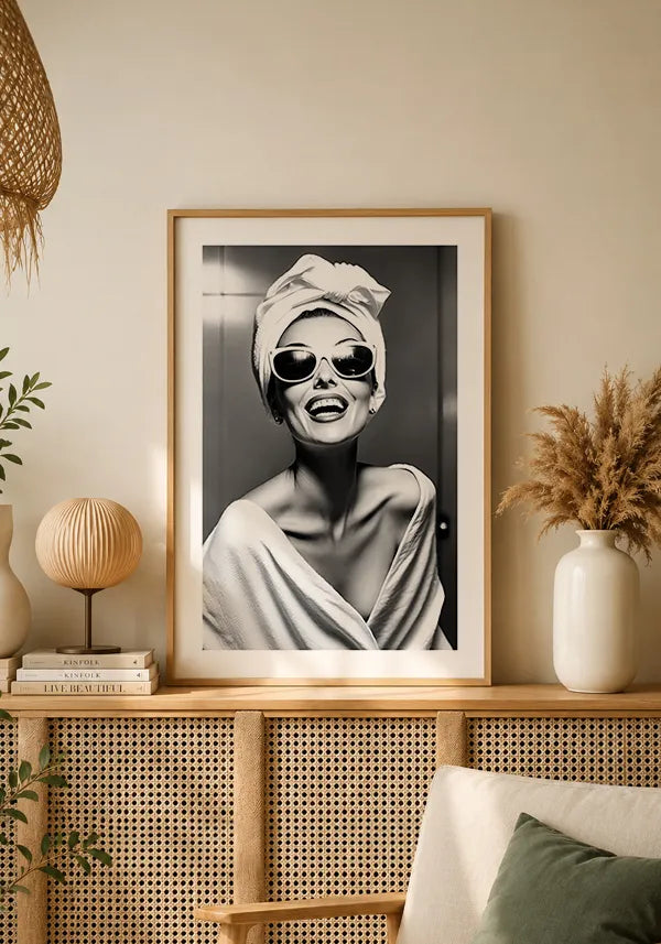 Quadro Decorativo Mulher Sorridente III