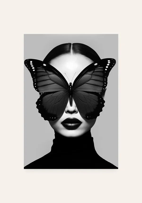 Quadro Mulher com Borboleta no Rosto Preto e Branco